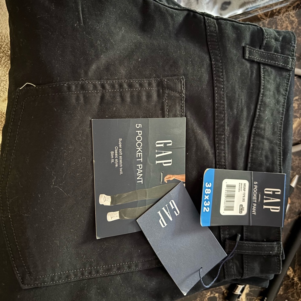 NWT GAP black men’s khakis  5 pockets pant trousers brand new size 38X32
